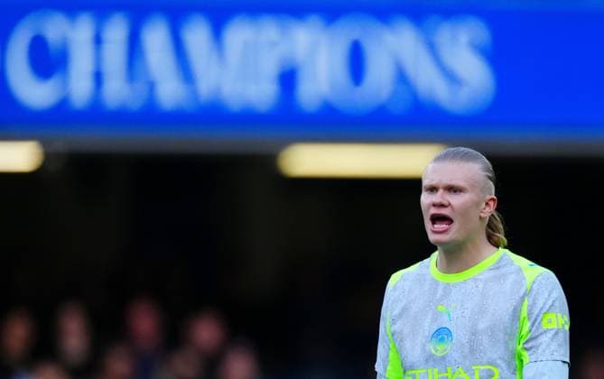 Erling Haaland of Manchester City Chelsea v Manchester City, Premier League, Football, Stamford Bridge, London, UK - 12 Apr 2026London Stamford Bridge United Kingdom EDITORIAL USE ONLY No use with unauthorised audio, video, data, fixture lists, club league logos or live services. Online in-match use limited to 120 images, no video emulation. No use in betting, games or single club league player publications. Copyright: xJavierxGarcia Shutterstockx 16823620fq