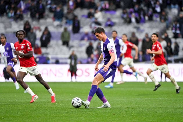 Toulouse FC v Lille OSC - Ligue 1 McDonald s 2025 2026 02 Rasmus Schmidt NICOLAISEN (tfc) during the Ligue 1 McDonald s match between Toulouse and Lille at Stadium de Toulouse on April 12, 2026 in Toulouse, France. Toulouse France  Copyright: xFEPx 776348348