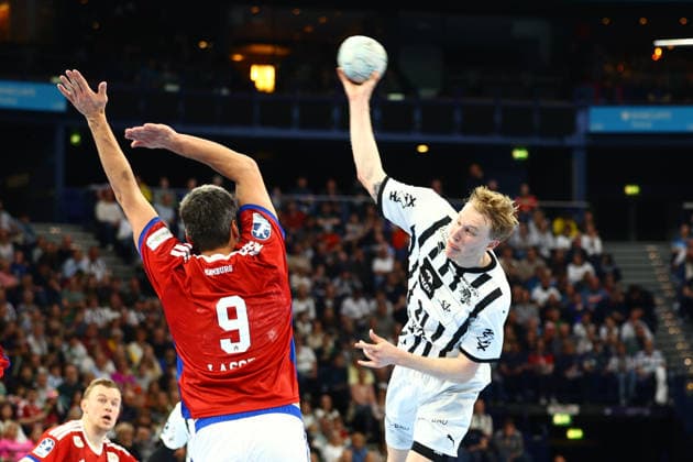 Handball I Men I Season 2025 2026 I Bundesliga I 28 Matchday I HSV Hamburg THW Kiel I 12 04 2026 Jacob Lassen 9, HSV Hamburg Eric Johansson 21, THW Kiel Hamburg Barclaycard Arena Hamburg Germany Copyright: xLobeca RalfxHomburgx