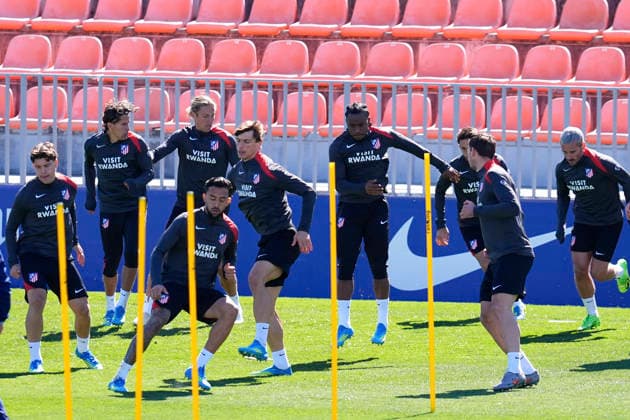 April 13, 2026, Majadahonda, Madrid, Spain: Ademola Lookman during the training day of Atletico de Madrid ahead the UEFA Champions League 2025 26 Quarter-Final Second Leg match against FC Barcelona, Barca at Ciudad Deportiva Wanda Atletico de Madrid on April 13, 2026, in Majadahonda, Madrid, Spain. Majadahonda Spain - ZUMAa181 20260413_zaa_a181_001 Copyright: xDennisxAgyemanx