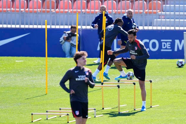 April 13, 2026, Majadahonda, Madrid, Spain: Nico Gonzalez during the training day of Atletico de Madrid ahead the UEFA Champions League 2025 26 Quarter-Final Second Leg match against FC Barcelona, Barca at Ciudad Deportiva Wanda Atletico de Madrid on April 13, 2026, in Majadahonda, Madrid, Spain. Majadahonda Spain - ZUMAa181 20260413_zaa_a181_008 Copyright: xDennisxAgyemanx