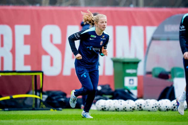 The women s national team is preparing for the World Cup qualifier against Slovenia Lillestrom 20260413 Justine Kvaleng Kielland at the training of the women s national football team at Vigernesjordet in Lillestrom before the World Cup qualification against Slovenia Photo Stian Lysberg Solum NTB Lillestrom Norway EDITORIAL USE ONLY RESTRICTED USE FOR BETTING COMPANIES  Copyright: xStianxLysbergxSolumx xNTBx