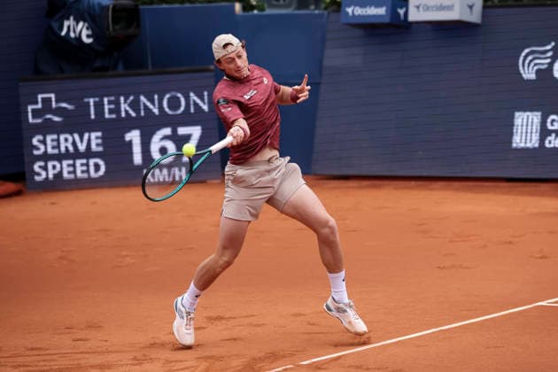 April 13, 2026, Barcelona, Barcelona, Spain: Ignacio Buse of Peru in action agaisnt Corentin Moutet of France during the First round tennis match of the Barcelona Open Banc Sabadell - Conde Godo 2026 Day 3 at Real Club de Tenis Barcelona on April 13, 2026 in Barcelona, Spain. Barcelona Spain - ZUMAa181 20260413_zaa_a181_105 Copyright: xJavierxBorregox