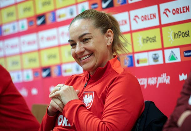 Poland WNT press conference, PK, Pressekonferenz Polsat Plus Arena, Gdansk, Poland 13 4 2026 Head Coach Nina Patalon Nina Patalon 13 4 2026  Copyright: x INPHO RyanxByrnex RB1_1088