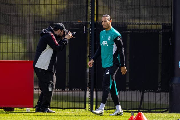 Football - UEFA Champions League - Quarter-FInal - 2nd Leg - Liverpool FC v Paris Saint-Germain FC - MD-1 LIVERPOOL, ENGLAND - Monday, April 13, 2026: Liverpool s captain Virgil van Dijk during a training session at the AXA Training Centre ahead of the UEFA Champions League Quarter-Final 2nd Leg match between Liverpool FC and Paris Saint-Germain FC. (Photo by David Rawcliffe Propaganda) LIVERPOOL AXA Training Centre MERSEYSIDE ENGLAND  Copyright: xDavidxRawcliffex 2026-04-13-006-Liverpool_PSG_MD-1