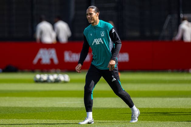Football - UEFA Champions League - Quarter-FInal - 2nd Leg - Liverpool FC v Paris Saint-Germain FC - MD-1 LIVERPOOL, ENGLAND - Monday, April 13, 2026: Liverpool s captain Virgil van Dijk during a training session at the AXA Training Centre ahead of the UEFA Champions League Quarter-Final 2nd Leg match between Liverpool FC and Paris Saint-Germain FC. (Photo by David Rawcliffe Propaganda) LIVERPOOL AXA Training Centre MERSEYSIDE ENGLAND  Copyright: xDavidxRawcliffex 2026-04-13-010-Liverpool_PSG_MD-1