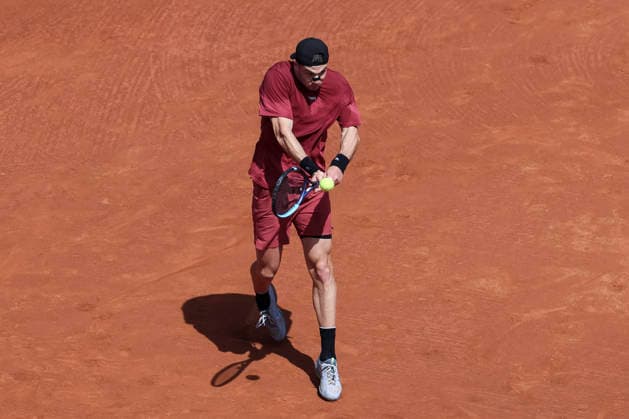 April 13, 2026, Barcelona, Barcelona, Spain: Jack Draper of Great Britain in action against Tomas Martin Etcheverry of Argentina during the First round tennis match of the Barcelona Open Banc Sabadell - Conde Godo 2026 Day 3 at Real Club de Tenis Barcelona on April 13, 2026 in Barcelona, Spain. Barcelona Spain - ZUMAa181 20260413_zaa_a181_207 Copyright: xJavierxBorregox