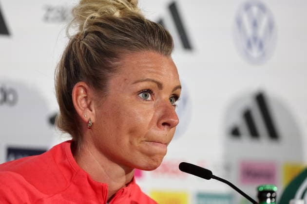 Linda Dallmann , Pressekonferenz , DFB Frauen-Nationalmannschaft Abschlusstraining , vor dem Spiel WM Qualifikation Deutschland-Österreich , Fußball , Frauen , in den Max Morlock Stadion, in Nürnberg , Bayern , Deutschland. April 13 , 2026 . Photo by: Davide Elias IPA Photo Pressefoto DENL Copyright: xDavidexEliasx