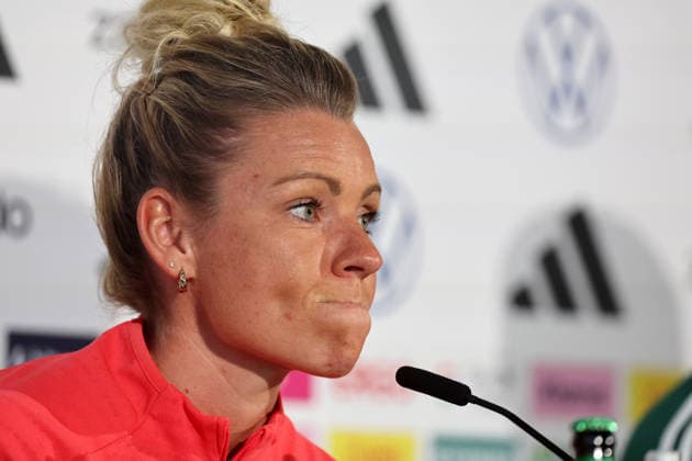 Linda Dallmann , Pressekonferenz , DFB Frauen-Nationalmannschaft Abschlusstraining , vor dem Spiel WM Qualifikation Deutschland-Österreich , Fußball , Frauen , in den Max Morlock Stadion, in Nürnberg , Bayern , Deutschland. April 13 , 2026 . Photo by: Davide Elias IPA Photo Pressefoto DENL Copyright: xDavidexEliasx
