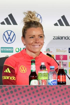 13 04 2026, xgrfx, Football DFB Media Dates, German Womens National Team Press Conference and Final Training v l Linda Dallmann German Womens National Team DFL DFB REGULATIONS PROHIBIT ANY USE OF PHOTOGRAPHS as IMAGE SEQUENCES and or QUASI VIDEO Nuremberg