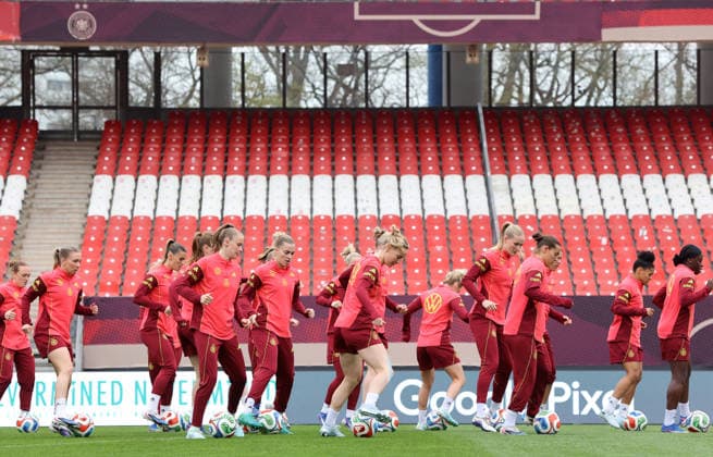 Frauen-Nationalmannschaft Abschlusstraining , vor dem Spiel WM Qualifikation Deutschland-Österreich , Fußball , Frauen , in den Max Morlock Stadion, in Nürnberg , Bayern , Deutschland. April 13 , 2026 . Photo by: Davide Elias IPA Photo Pressefoto DENL Copyright: xDavidexEliasx
