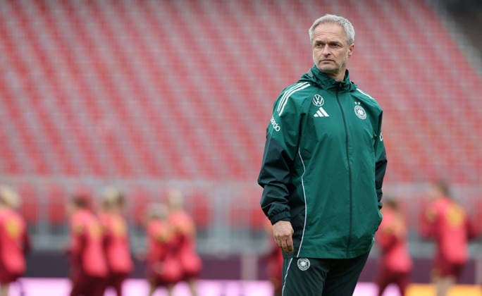 Christian Wück Trainer DFB , Frauen-Nationalmannschaft Abschlusstraining , vor dem Spiel WM Qualifikation Deutschland-Österreich , Fußball , Frauen , in den Max Morlock Stadion, in Nürnberg , Bayern , Deutschland. April 13 , 2026 . Photo by: Davide Elias IPA Photo Pressefoto DENL Copyright: xDavidexEliasx