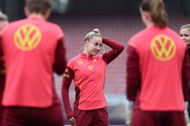 Giulia Gwinn , Frauen-Nationalmannschaft Abschlusstraining , vor dem Spiel WM Qualifikation Deutschland-Österreich , Fußball , Frauen , in den Max Morlock Stadion, in Nürnberg , Bayern , Deutschland. April 13 , 2026 . Photo by: Davide Elias IPA Photo Pressefoto DENL Copyright: xDavidexEliasx
