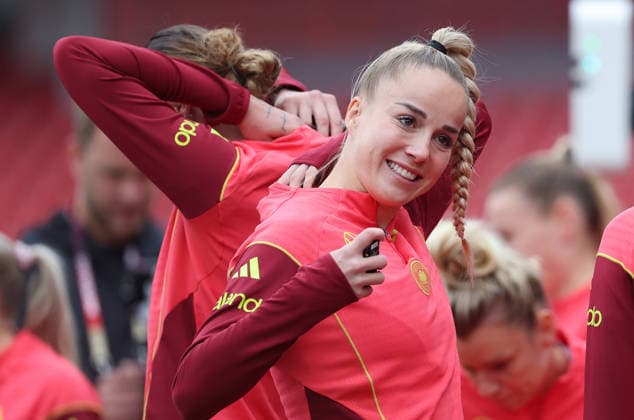 Giulia Gwinn , Frauen-Nationalmannschaft Abschlusstraining , vor dem Spiel WM Qualifikation Deutschland-Österreich , Fußball , Frauen , in den Max Morlock Stadion, in Nürnberg , Bayern , Deutschland. April 13 , 2026 . Photo by: Davide Elias IPA Photo Pressefoto DENL Copyright: xDavidexEliasx