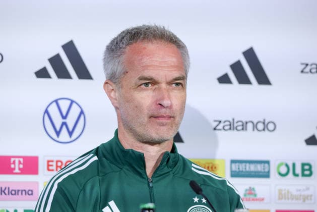 Nuremberg, Germany 13 April 2026 Preparation for the Womens World Cup qualifier Germany vs Austria Final press conference in Nuremberg In the picture national coach Christian Wück Wueck Germany at the final press conference him Nuremberg Copyright: HMBxMedia MadeleinexFantini