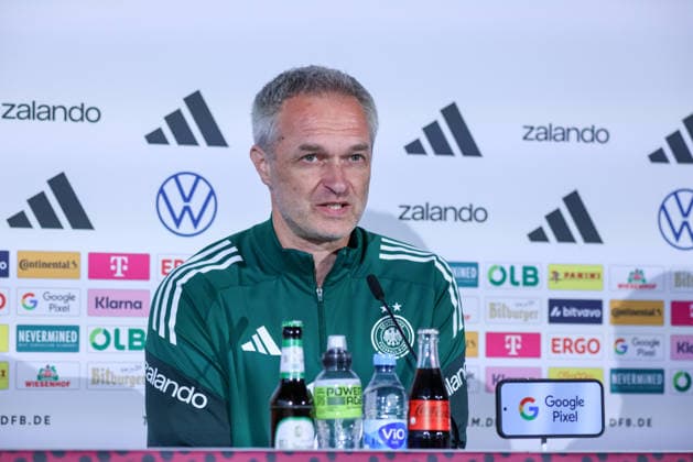 Nuremberg, Germany 13 April 2026 Preparation for the Womens World Cup qualifier Germany vs Austria Final press conference in Nuremberg In the picture national coach Christian Wück Wueck Germany at the final press conference him Nuremberg Copyright: HMBxMedia MadeleinexFantini