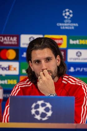 Football - UEFA Champions League - Quarter-Final - 2nd Leg - Liverpool FC v Paris Saint-Germain FC - MD-1 LIVERPOOL, ENGLAND - Monday, April 13, 2026: Liverpool s Dominik Szoboszlai during a press conference, PK, Pressekonferenz at Anfield ahead of the UEFA Champions League Quarter-Final 2nd Leg game between Liverpool FC and Paris Saint-Germain FC. (Photo by David Rawcliffe Propaganda) LIVERPOOL Anfield MERSEYSIDE ENGLAND  Copyright: xDavidxRawcliffex P2026-04-13-Liverpool_PSG_MD-1-72