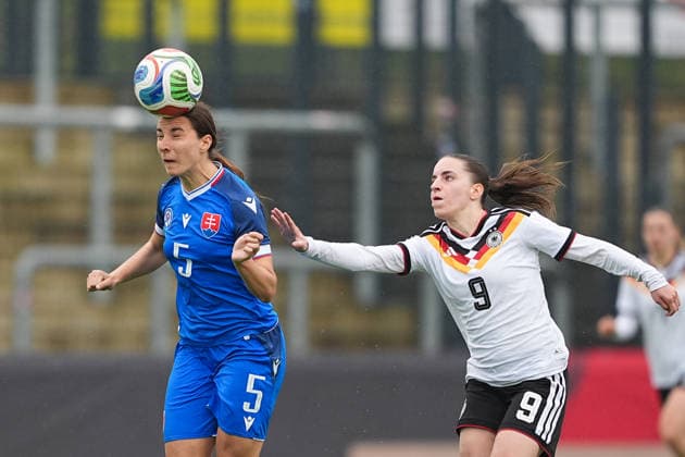 13 04 2026, xydrx, Football, International, European Championship Qualification U19 Women, Germany Slovakia, IMS Arena Katarina Tordajiova SVK, 5 in duel against Leonie Koepp GER, 9 DFB regulations prohibit any use of photographs as image sequences and or quasi video Copyright: HMBxMedia YannisxDreimann