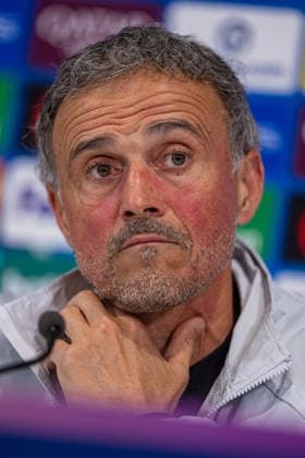Football - UEFA Champions League - Quarter-Final - 2nd Leg - Liverpool FC v Paris Saint-Germain FC - MD-1 LIVERPOOL, ENGLAND - Monday, April 13, 2026: Paris Saint-Germain s head coach Luis Enrique during a press conference, PK, Pressekonferenz at Anfield ahead of the UEFA Champions League Quarter-Final 2nd Leg game between Liverpool FC and Paris Saint-Germain FC. (Photo by David Rawcliffe Propaganda) LIVERPOOL Anfield MERSEYSIDE ENGLAND  Copyright: xDavidxRawcliffex P2026-04-13-Liverpool_PSG_MD-1-149
