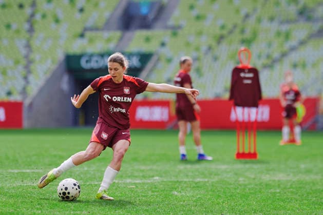 13.04.2026 GDANSK, STADION POLSAT ARENA , PILKA NOZNA KOBIET ( WOMEN S FOOTBALL) KONFERENCJA I OFICJALNY TRENING REPREZENTACJI POLSKI KOBIET W PILCE NOZNEJ NZ. NADIA KREZYMAN FOTO RADOSLAW JOZWIAK CYFRASPORT NEWSPIX.PL --- Newspix.pl  RA2_3965