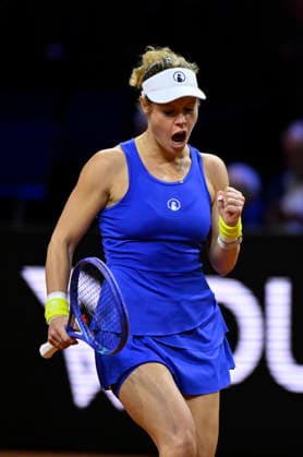 Laura Siegemund GER Jubel Freude Emotion Tennis Damen Porsche Cup Porsche Tennis Grand Prix GP Stuttgart 2026 Porsche Arena 11 19 04 2026 DFL REGULATIONS PROHIBIT ANY USE OF PHOTOGRAPHS AS IMAGE SEQUENCES AND OR QUASI VIDEO Tennis Damen Porsche Cup Porsche Tennis Grand Prix GP Stuttgart 2026