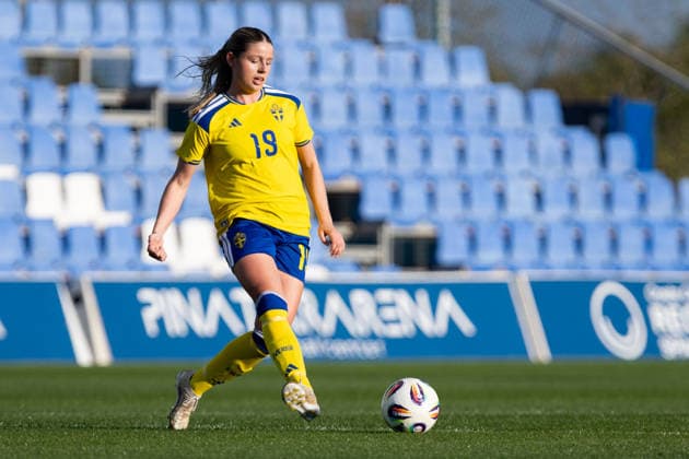 260413 Emma Holmqvist of Sweden during the international friendly football match between Norway and Sweden on April 13, 2026 in Murcia Photo Pascu Mendez BILDBYRAN code XZ XZ0231 fotboll football soccer fotball u23 under 23 norway sverige sweden dam bbeng träningsmatch friendly  Copyright: PascuxMendez BB260413ZO009