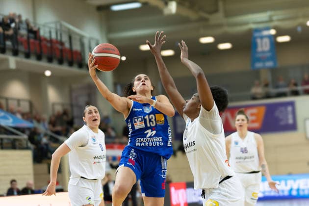 Alexia Allesch Lions, 0 , Sara Guerreiro Marburg, 13 , Khalis Cain Lions, 5 , Syntainics MBC vs BC Marburg, Women, Basketball, 1 Bundesliga, DBBL, Playoff Semifinal 2 5, Season 2025 26, 13 04 2026 Halle SWH Arena Sachsen Anhalt Germany