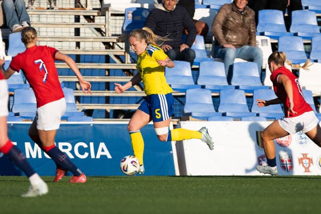 260413 Alice Bergström of Sweden during the international friendly football match between Norway and Sweden on April 13, 2026 in Murcia Photo Pascu Mendez BILDBYRAN code XZ XZ0231 fotboll football soccer fotball u23 under 23 norway sverige sweden dam bbeng träningsmatch friendly  Copyright: PascuxMendez BB260413ZD005