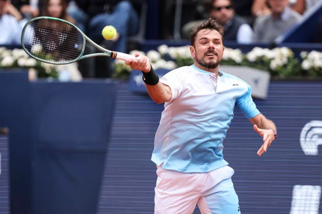 April 13, 2026, Barcelona, Barcelona, Spain: Stan Wawrinka of Switzerland in action against Cameron Norrie of Great Britain during the First round tennis match of the Barcelona Open Banc Sabadell - Conde Godo 2026 Day 3 at Real Club de Tenis Barcelona on April 13, 2026 in Barcelona, Spain. Barcelona Spain - ZUMAa181 20260413_zaa_a181_269 Copyright: xJavierxBorregox