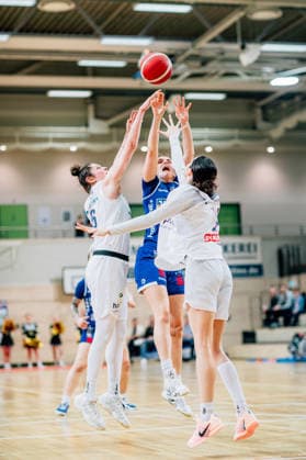 BB 1BL Women Syntainics MBC Lions BC Pharmaserv Marburg during the 2025 2026 season in the semi-final playoff in game 2 of 5 in the DBBL Toyota Bundesliga Syntainics MBC Lions and BC Pharmaserv Marburg at the SWH Arena on April 13, 2026 in Halle Saale, Sachsen Anhalt, Germany