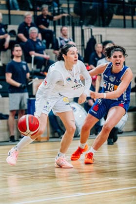 BB 1BL Women Syntainics MBC Lions BC Pharmaserv Marburg Katelyn Shumate GISA Lions MBC , Sara Guerreiro BC Pharmaserv Marburg during the 2025 2026 season in the semi-final playoff in game 2 of 5 in the DBBL Toyota Bundesliga Syntainics MBC Lions and BC Pharmaserv Marburg at SWH Arena on April 13, 2026 in Halle Saale, Sachsen Anhalt, Germany