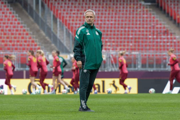 13 04 2026, xgrfx, Football DFB Media Dates, German Womens National Team Press Conference and Final Training v l Christian Wück German Womens National Team DFL DFB REGULATIONS PROHIBIT ANY USE OF PHOTOGRAPHS as IMAGE SEQUENCES and or QUASI VIDEO Nuremberg