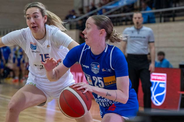 Toyota DBBL 2025 2026 Syntainics MBC vs BC Marburg Blue Dolphins Playoff Semifinal, Game 2 Halle Saale, Germany April 13, 2026 In the picture from left in duel Sona Svetlikova Halle and Caitlyn Jones Marburg Halle Saale swh Arena Sachsen Anhalt Germany