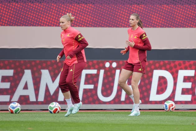 13 04 2026, xgrfx, Football DFB Media Dates, German Womens National Team Press Conference and Final Training v l Jella Veit, Jule Brand German Womens National Team DFL DFB REGULATIONS PROHIBIT ANY USE OF PHOTOGRAPHS as IMAGE SEQUENCES and or QUASI VIDEO Nuremberg