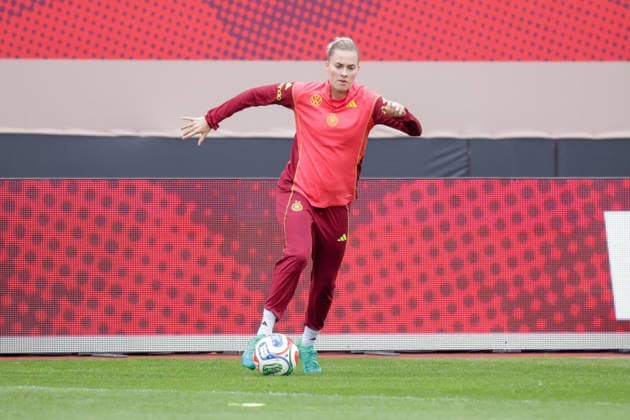13 04 2026, xgrfx, Football DFB Media Dates, German Womens National Team Press Conference and Final Training v l Laura Freigang German Womens National Team DFL DFB REGULATIONS PROHIBIT ANY USE OF PHOTOGRAPHS as IMAGE SEQUENCES and or QUASI VIDEO Nuremberg