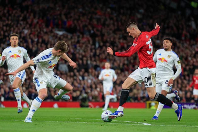 Manchester United, ManU v Leeds United, Premier League Benjamin Sesko (30) of Manchester United runs into attack during the Premier League match between Manchester United and Leeds United at Old Trafford, Manchester, UK on 13 April 2026. Manchester Old Trafford Greater Manchester UK Editorial use only DataCo restrictions apply See www.football-dataco.com , Copyright: xConorxMolloyx PSI-24063-0061
