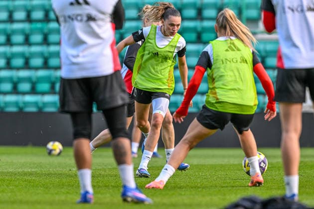 SOCCER WOMEN UEFA QUALIFIERS B4 MD3 SCOTLAND VS BELGIUM Jill Janssens (17) of Belgium pictured during the MD-1 training session before a women football game between the national teams of Scotland and Belgium , called the Red Flames , on the third match day in League B Group B4 in the league stage of the 2026-27 UEFA Women s European Qualifiers competition , on Monday 13 April 2026 in Edinburgh , Scotland . PHOTO SPORTPIX Stijn Audooren Edinburgh Easter Road Stadium Scotland  Copyright: xSportpix.bex xStijnxAudoorenxStijnxAudoorenx
