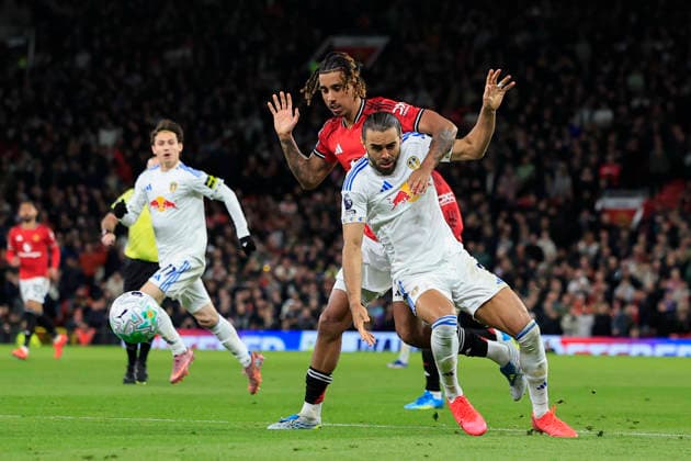 Manchester United, ManU v Leeds United, Premier League Leny Yoro (15) of Manchester United and Dominic Calvert-Lewin (9) of Leeds United challenge for the ball during the Premier League match between Manchester United and Leeds United at Old Trafford, Manchester, UK on 13 April 2026. Manchester Old Trafford Greater Manchester UK Editorial use only DataCo restrictions apply See www.football-dataco.com , Copyright: xConorxMolloyx PSI-24063-0116