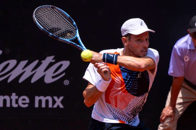 J. Duckworth Gets Champion After Defeating S. Napolitano In The Men s Singles Final Of The ATP, Tennis Herren Challenger Mexico City Open J. Duckworth returns the ball to S. Napolitano in the men s singles final of the ATP Challenger Mexico City Open tennis event at the Rafael Osuna Stadium in Mexico City, Mexico, on April 13, 2026. Mexico City Mexico  Copyright: xFrancoxUrielxPÃ rezxRamirezx originalFilename:uriel-notitle260413_npRqD.jpg