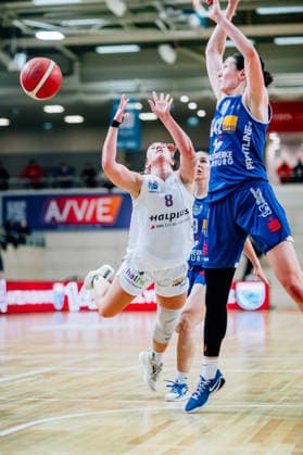 BB 1BL Women Syntainics MBC Lions BC Pharmaserv Marburg Anna Suckstorff GISA Lions MBC during the 2025 2026 season in the semi-final playoff in game 2 of 5 in the DBBL Toyota Bundesliga Syntainics MBC Lions and BC Pharmaserv Marburg at the SWH Arena on April 13, 2026 in Halle Saale, Sachsen Anhalt, Germany