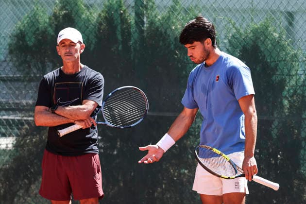 April 14, 2026, Barcelona, Barcelona, Spain: Carlos Alcaraz of Spain during training on Day 4 of the Barcelona Open Banc Sabadell - Conde Godo 2026 Day 4 at Real Club de Tenis Barcelona on April 14, 2026 in Barcelona, Spain. Barcelona Spain - ZUMAa181 20260414_zaa_a181_059 Copyright: xJavierxBorregox