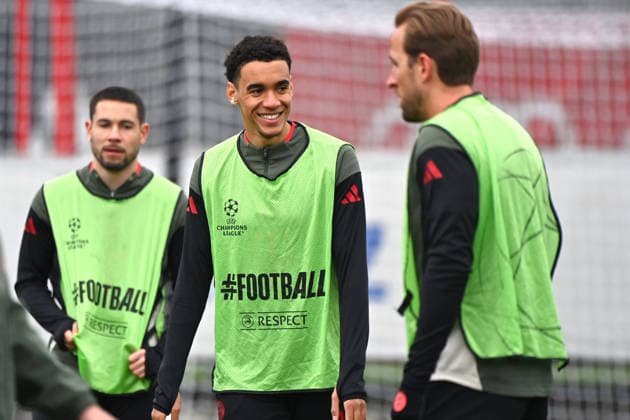 Jamal MUSIALA Bayern Muenchen , Harry KANE Bayern Muenchen , Final training on 14 04 2026 Soccer Champions League,Season 2025 26, Quarterfinals FC Bayern Muenchen Real Madrid on 15 04 2026 A L L I A N Z A R E N A Â