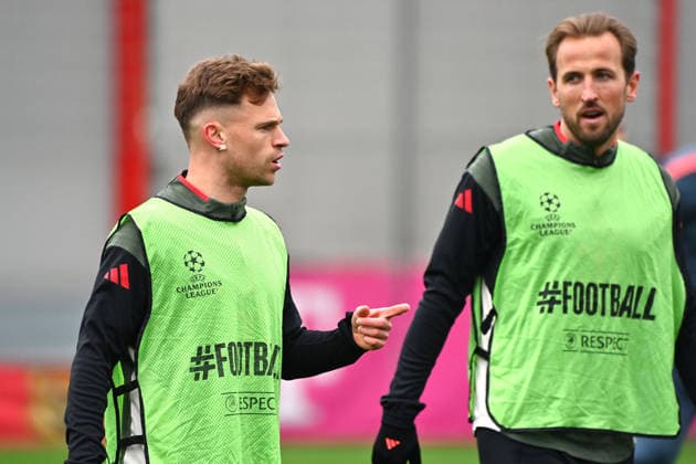 from left Joshua KIMMICH Bayern Muenchen , Harry KANE Bayern Muenchen final training on 14 04 2026 Soccer Champions League,season 2025 26, quarterfinal FC Bayern Muenchen Real Madrid on 15 04 2026 A L L I A N Z A R E N A Â
