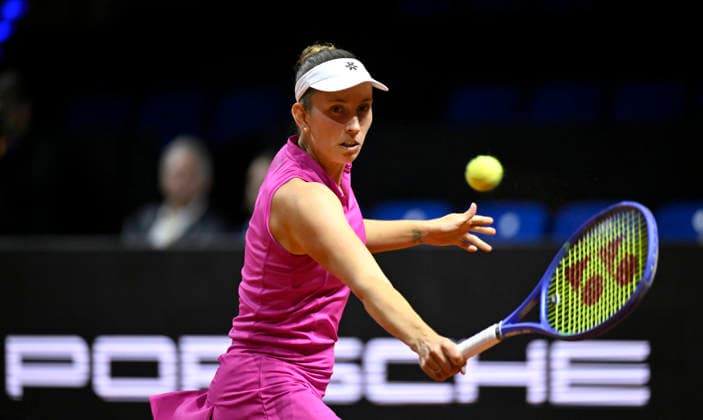 Elise Mertens BEL Action Tennis Ladies Porsche Cup Porsche Tennis Grand Prix GP Stuttgart 2026 Porsche Arena 11 19 04 2026 DFL REGULATIONS PROHIBIT ANY USE OF PHOTOGRAPHS AS IMAGE SEQUENCES AND OR QUASI VIDEO Tennis Ladies Porsche Cup Porsche Tennis Grand Prix GP Stuttgart 2026