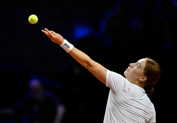 Ella Seidel GER Action Serve Tennis Womens Porsche Cup Porsche Tennis Grand Prix GP Stuttgart 2026 Porsche Arena 11 19 04 2026 DFL REGULATIONS PROHIBIT ANY USE OF PHOTOGRAPHS AS IMAGE SEQUENCES AND OR QUASI VIDEO Tennis Womens Porsche Cup Porsche Tennis Grand Prix GP Stuttgart 2026