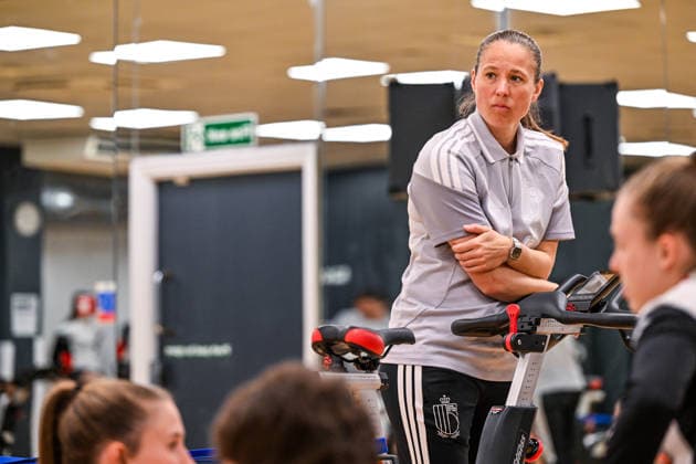 SOCCER WOMEN UEFA QUALIFIERS B4 MD3 SCOTLAND VS BELGIUM assistant coach Lenie Onzia of Belgium pictured during the MD-2 training session before a women football game between the national teams of Scotland and Belgium , called the Red Flames , on the third match day in League B Group B4 in the league stage of the 2026-27 UEFA Women s European Qualifiers competition , on Tuesday 14 April 2026 in Edinburgh , Scotland . PHOTO SPORTPIX Stijn Audooren Edinburgh Easter Road Stadium Scotland  Copyright: xSportpix.bex xStijnxAudoorenxStijnxAudoorenx