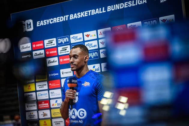 easycredit BBL Basketball Bundesliga 2025 2026 Catch-up match 23 Matchday 14 04 2026 Science City Jena vs Basketball Löwen Braunschweig Chris Carter Jena in an interview at DYN Sparkassen Arena