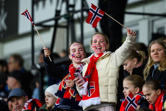 260414 Fans of Norway during the FIFA Women s World Cup Qualifier football match between Norway and Slovenia on April 14, 2026 in Lillestrom Photo Marius Simensen BILDBYRAN COP 238 VG0919 bbeng fotball soccer football fotboll fifa world cup qualifiers vm kvalifisering kvinner vm kvalik landskamp dam norge norway slovenien slovenia publik  Copyright: MARIUSxSIMENSEN BB260414BB386