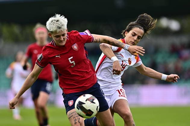 L-R Aneta Polaskova (Czechia) and Nada Stanovic (Montenegro) in action during the European qualifying part for 2027 Women s Football World Cup match, group B1: Czechia vs Montenegro, in Chomutov, Czech Republic, on April 14, 2026. (CTKxPhoto OndrejxHajek) CTKPhotoP2026041407445  CTKPhotoP2026041407445
