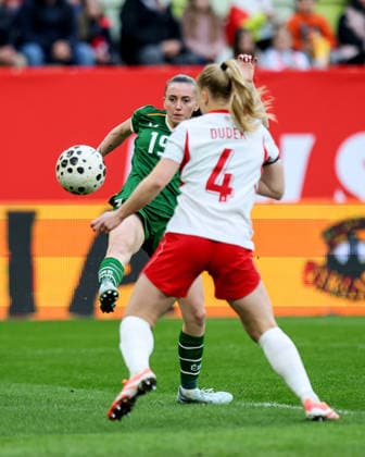 2027 FIFA Women s World Cup European Qualifiers, Polsat Plus Arena, Gdansk, Poland 14 4 2026 Poland vs Republic of Ireland WNT Ireland s Abbie Larkin shot at goal Abbie Larkin shot at goal 14 4 2026  Copyright: x INPHO RyanxByrnex RB1_2926